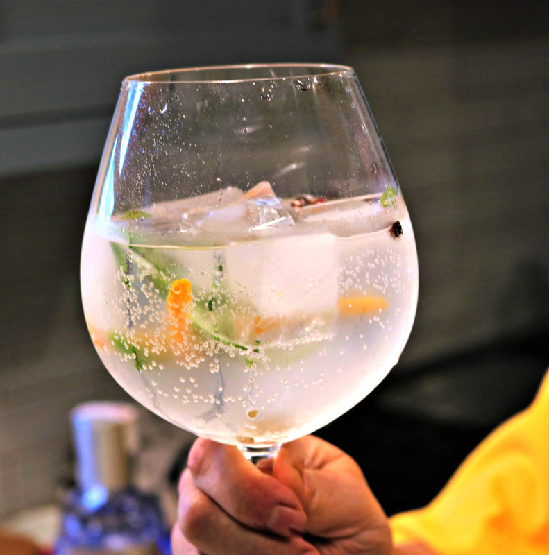 Spanish-Style Gin Tonic