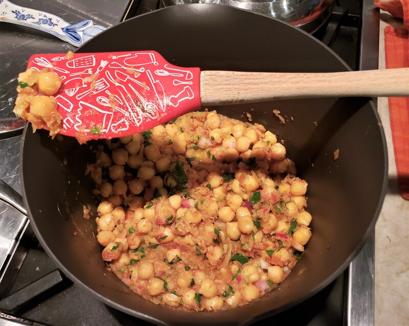Hot and Sour Curried Chickpeas