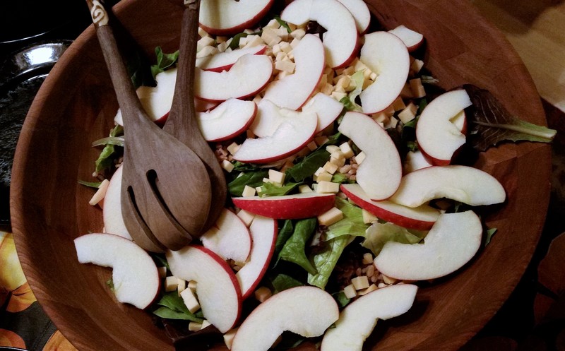 Apple-Farro Salad