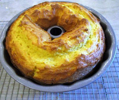 Harvey Wallbanger Bundt Cake - Risen out of pan